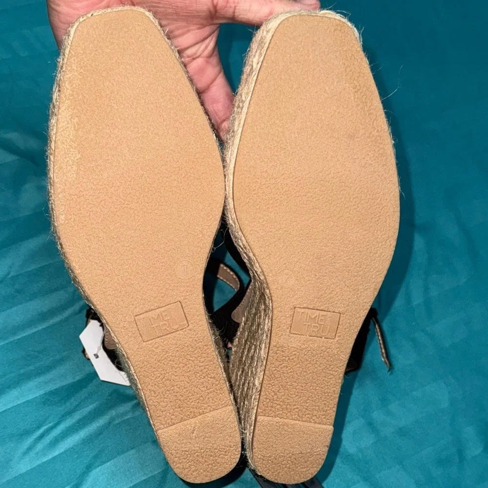 Time and Tru Black Espadrille Wedges